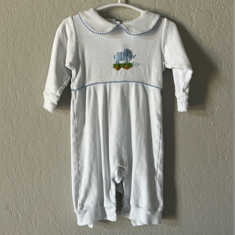 Little English elephant crochet playsuit
